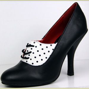 TUK Lace Up Polka Dot Heels NIB Rockbilly